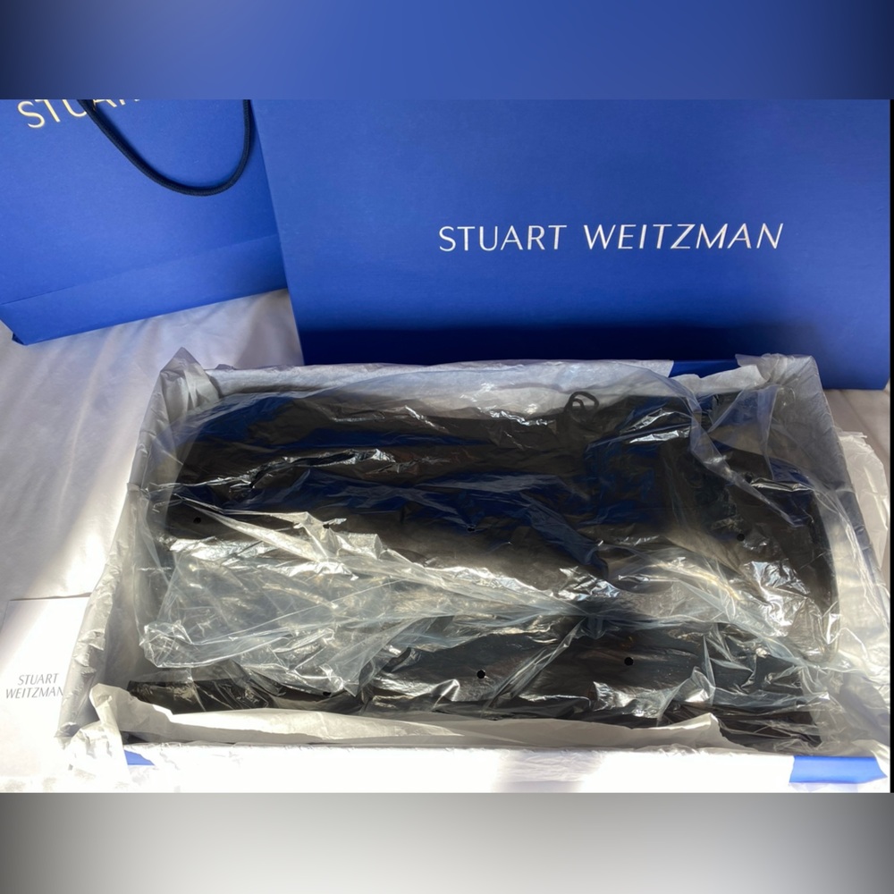Excellent Condition Stuart Weitzman High Black Bo… - image 2